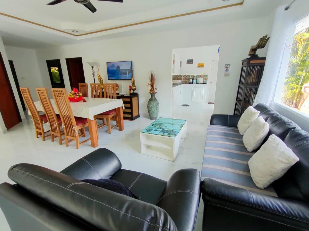 Corner Villa - Pattaya Holiday House Walking Street 4 Bedrooms Екстериор снимка